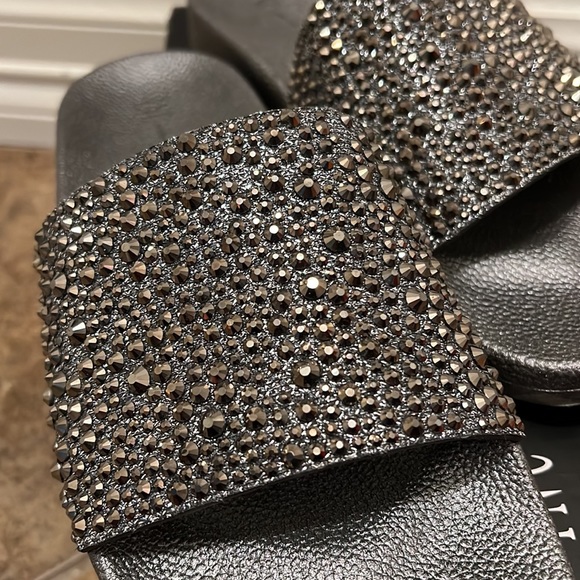 INC slides - Picture 4 of 5